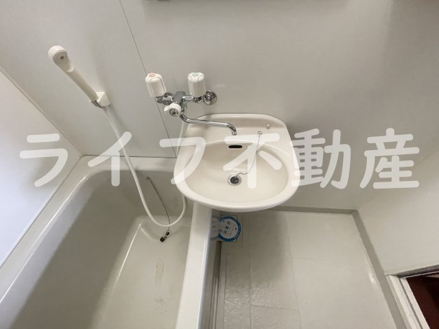リュミエールイーストの浴室|コンパクトで使いやすいお風呂です