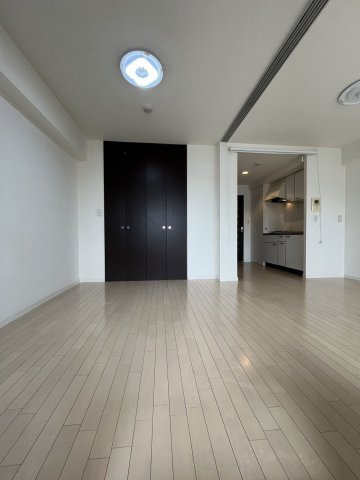 グランシャリオの寝室|クローゼット付きの寝室です☆