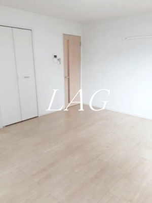 【居間・リビング】 | サン・ローレル | 洋室のお部屋です。