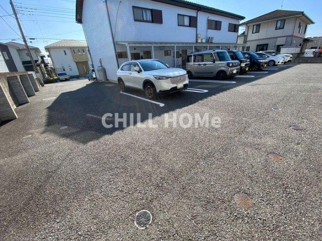 ラ・ステラ太田町の駐車場|当社、チルホームのHPもご覧ください(^^)/物件情報多数♪