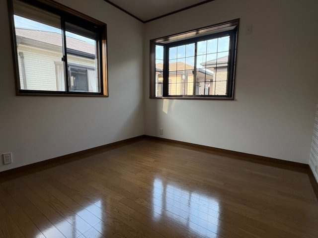 和歌山市湊　中古戸建の洋室