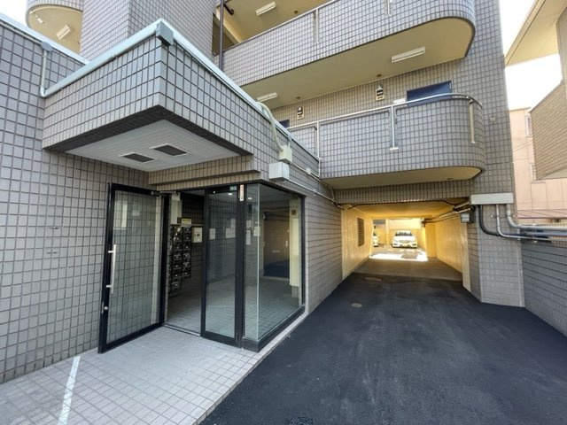 アクセス高辻の外観