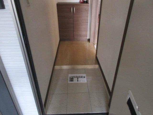 TOWN114　A棟の玄関