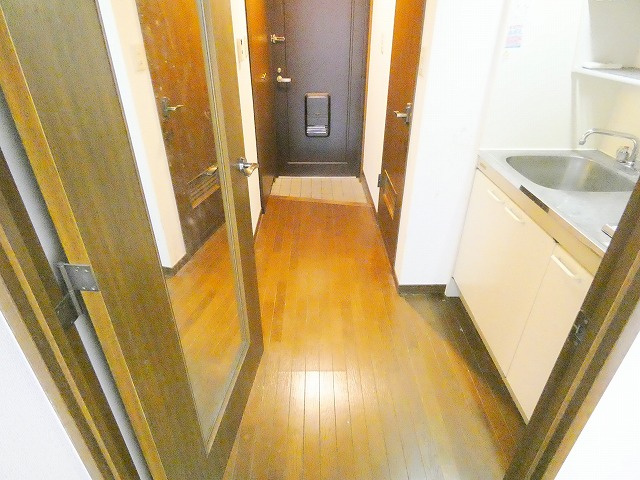 ハイブリッジ日野の内装