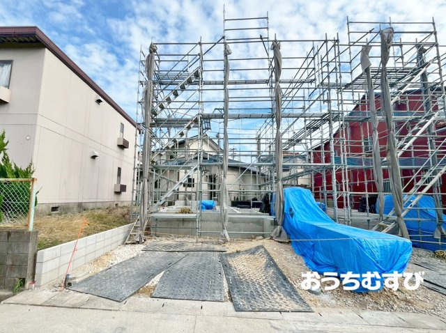 守山区白沢町 （全2棟）の前面道路含む現地写真