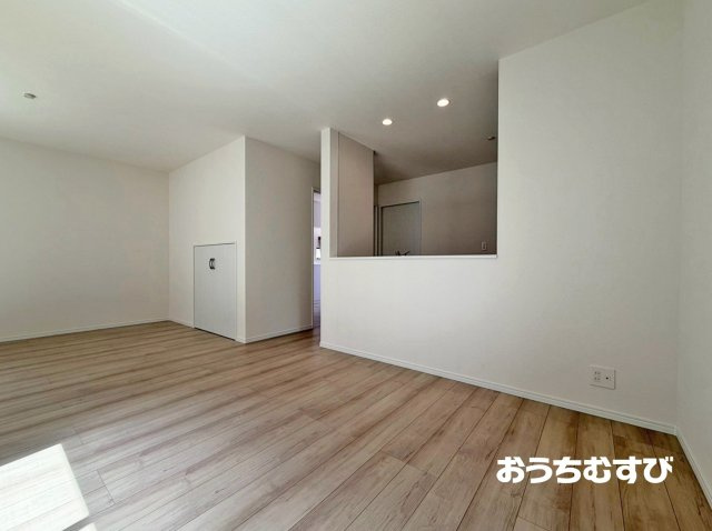 守山区白沢町 （全2棟）の居間・リビング