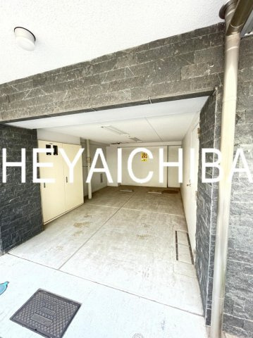 アイル秋葉原ノース弐番館の駐車場