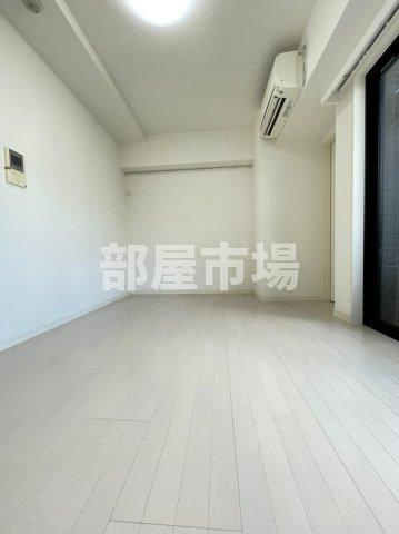 アイル秋葉原ノース弐番館の居間・リビング