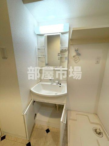 アイル秋葉原ノース弐番館の洗面所|洗髪洗面化粧台