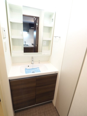 【洗面所】 | 新品家具付きマンション小島7(KaGood東京)