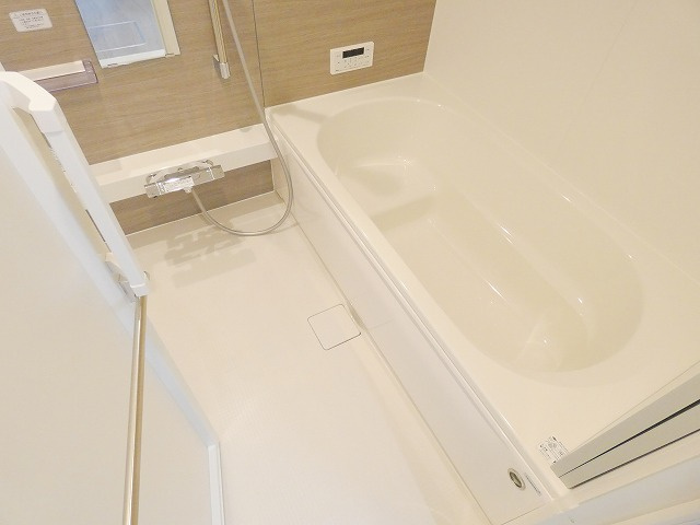 D-room豊田の浴室
