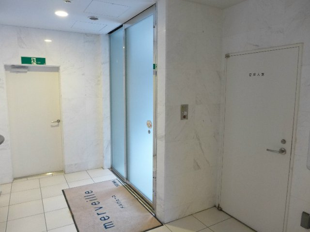 メルヴェーユ(東京)のエントランス