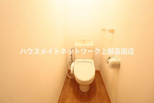 フレーズ･ヴェルジェのトイレ|温水洗浄暖房便座（参考同型103号室室内写真）