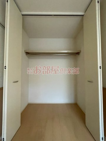 アステイオンの収納|小物を収納するのに便利です