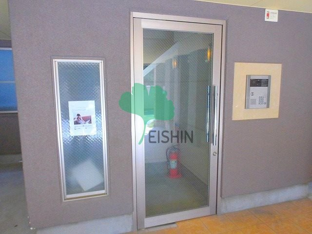 サンセリテ博多駅南のエントランス