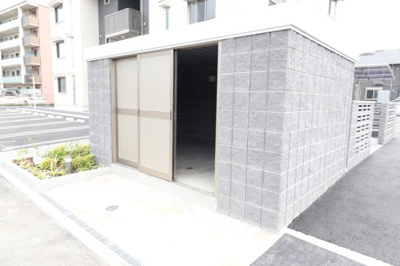  | メルベーユ阿恵 B棟 | ゴミ置き場
