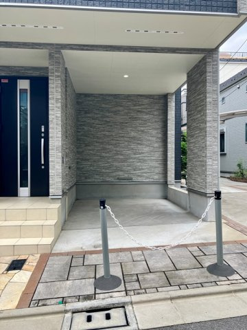 中央戸建の駐車場