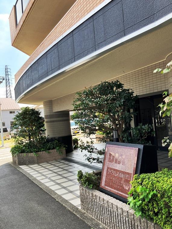 ダイアパレス青梅新町Ⅱのエントランス