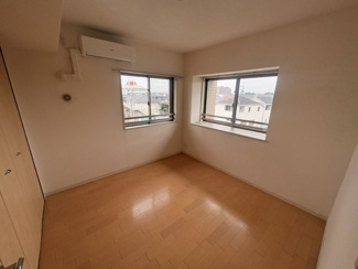 【内装】INSURANCE BLDG. VIII