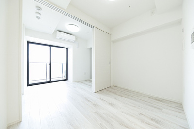 【居間・リビング】 | ライオンズフォーシア清澄白河 | ※写真は同タイプ住戸です。