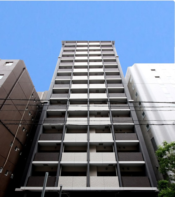 パークアクシス心斎橋の外観
