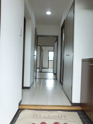 玄関から