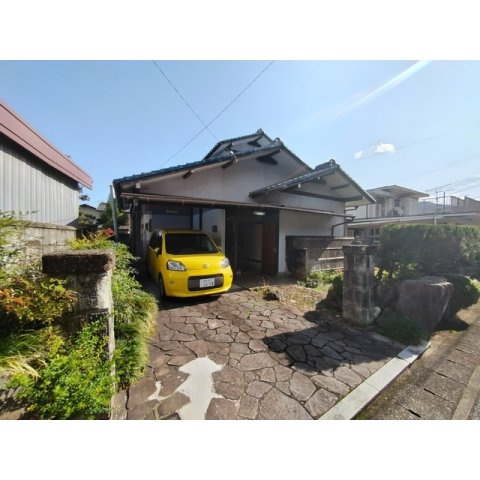 岐阜市粟野西５丁目の一戸建ての駐車場