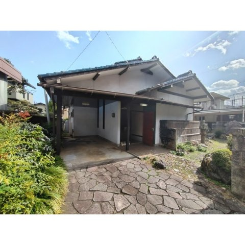 岐阜市粟野西５丁目の一戸建ての外観