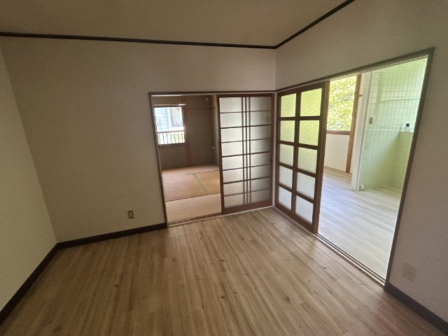岩永アパートの居間・リビング
