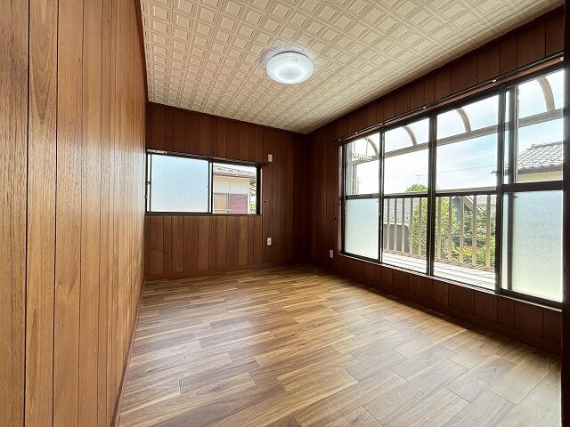 宇都宮市竹下町　5ＬＤＫ　中古住宅の洋室