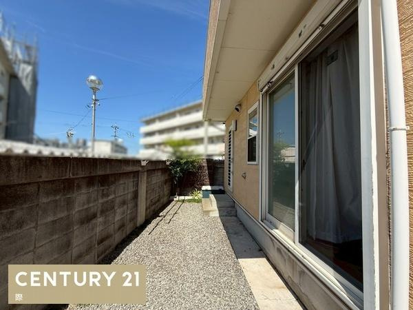 和歌山市栄谷　中古戸建の庭