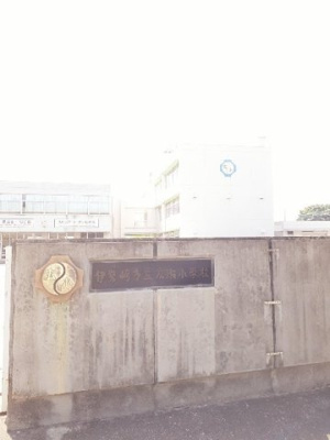 【周辺】 | ヴィラ　プラシードＢ | 伊勢崎市立広瀬小学校まで550m