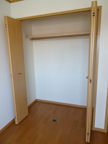 メゾン・グリシーヌの収納