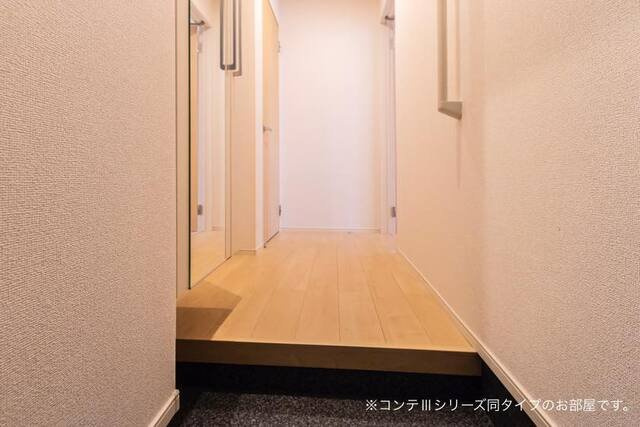 コニリオ　フェリーチェの玄関