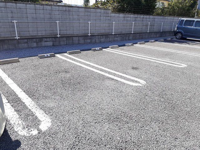 【駐車場】 | フレスクーラⅢ