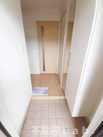 コローレⅠの玄関