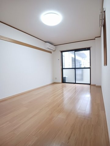 ローレル本町の内装