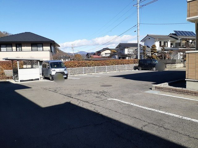 アルトピアーノ　Ｂの駐車場
