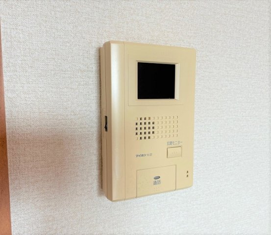 レオパレスコスモハイツのその他|モニター付きインターホン