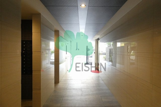エルヴィータ駅南