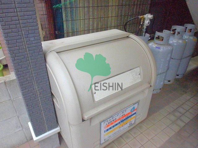 プラムガーデン竹下