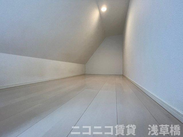 Stage 南台の内装