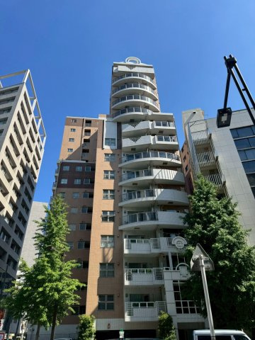 ピアース東京インプレイスの外観