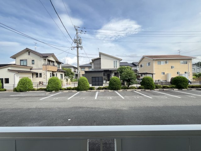 エクセラン・アビテＡの玄関