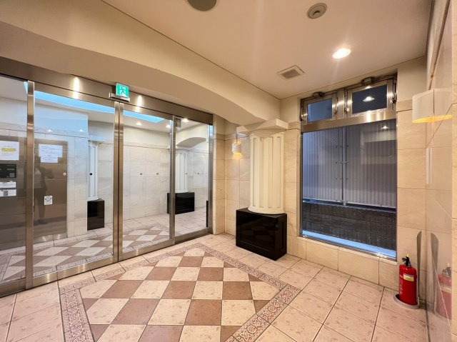 ディナスティ松屋町Ⅱ のロビー