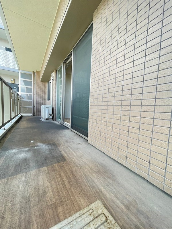 ルミエール箱崎駅前のバルコニー