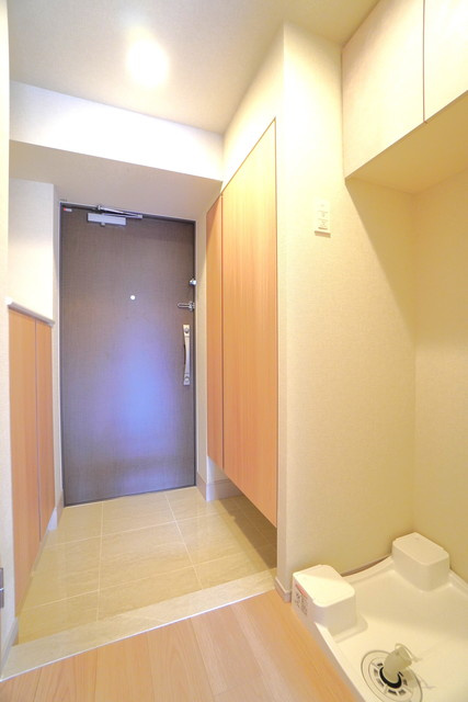リビオメゾン御茶ノ水EASTの玄関|※写真は同タイプの別室になります