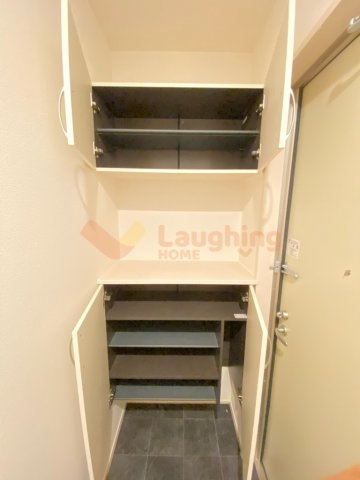 D-room F.京町の玄関|毎日通る玄関はこちらです