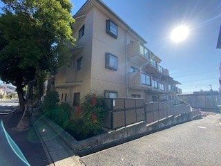 シャルマン屋敷本