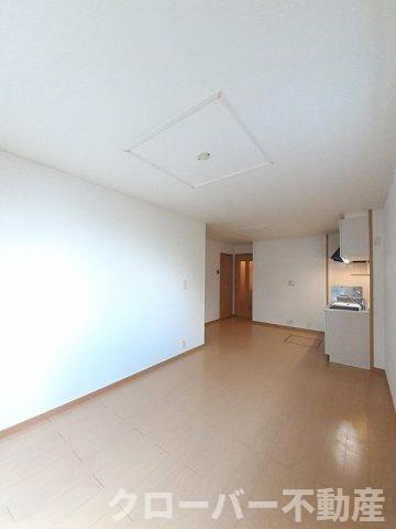 エステート・ステラ１号館の居間・リビング